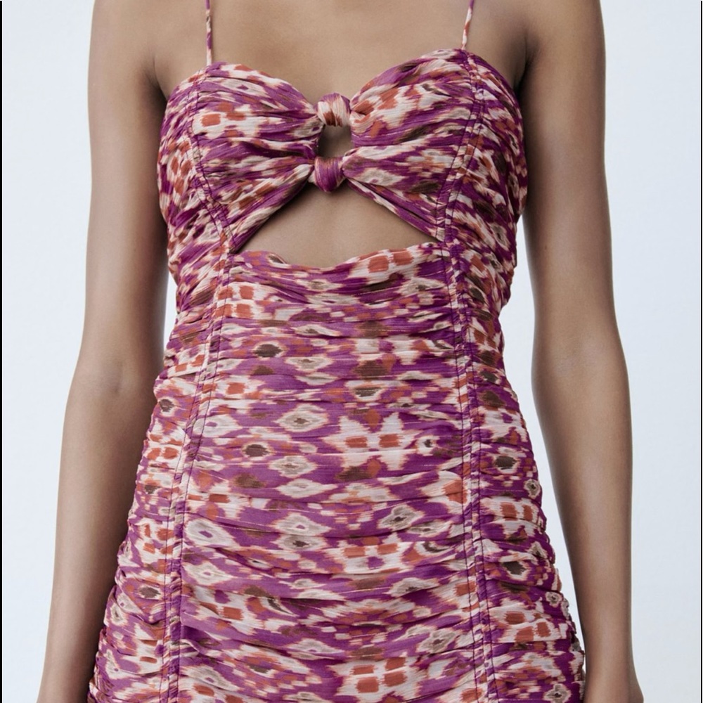 Stunning dress brand new with Tags size small